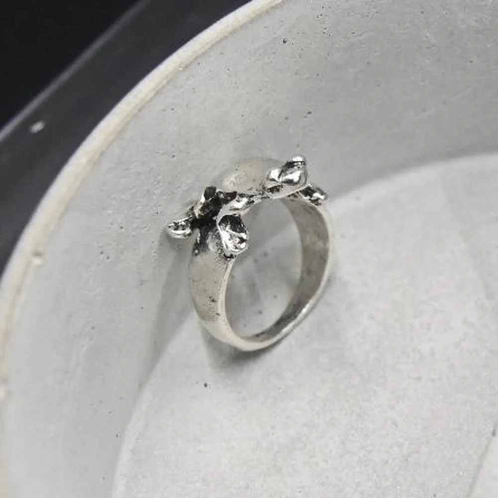 Silver Frog Ring